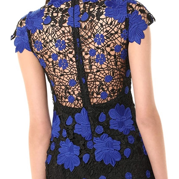 Laundry by Shelli Segal Mock-Neck Lace Web Dress - Picture 3 of 15